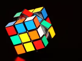 Las mejores apps para resolver y disfrutar del cubo Rubik: la carrera de Rubí